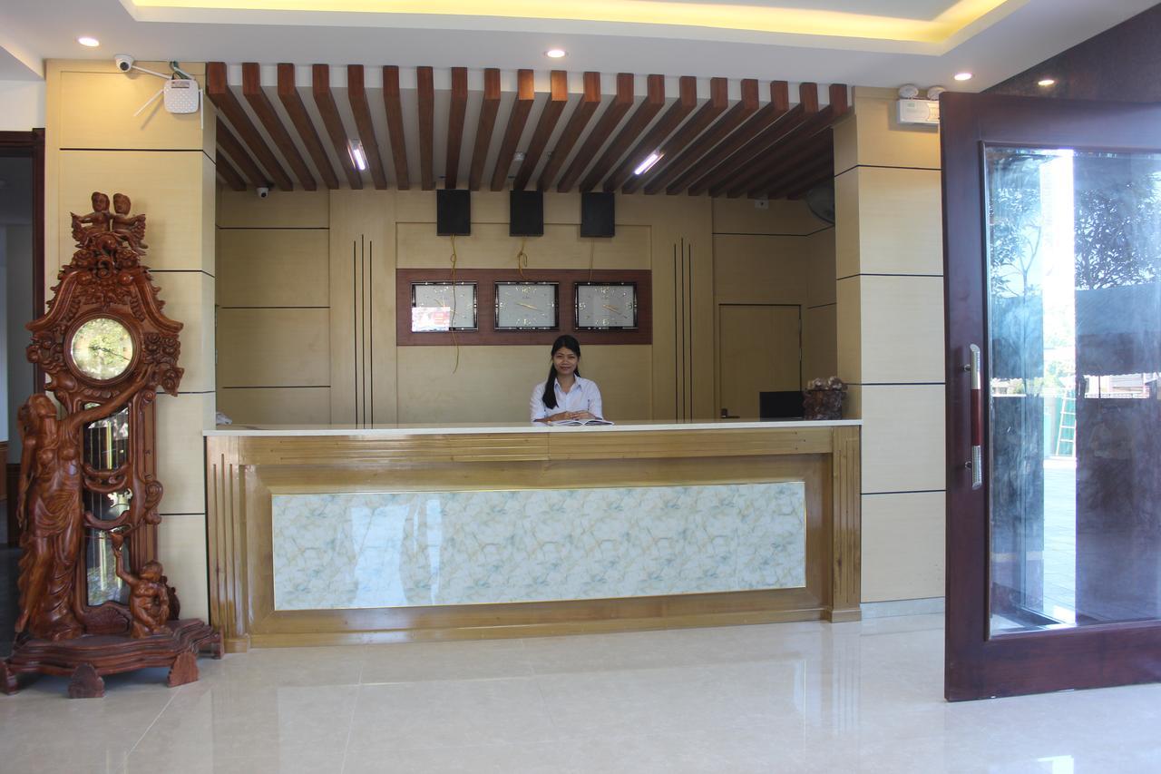 Hong Kong 2 Hotel Vinh Exterior photo
