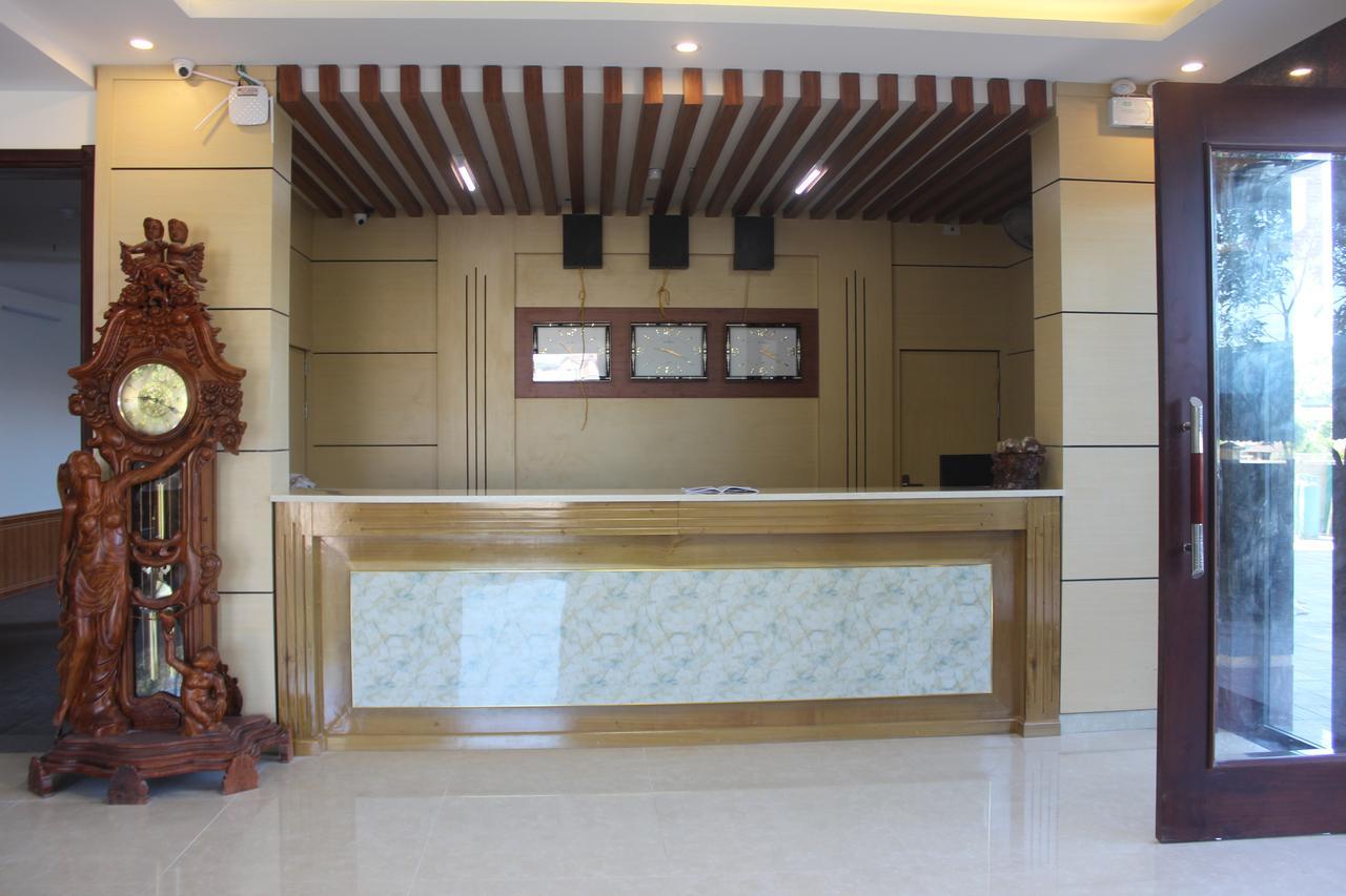Hong Kong 2 Hotel Vinh Exterior photo